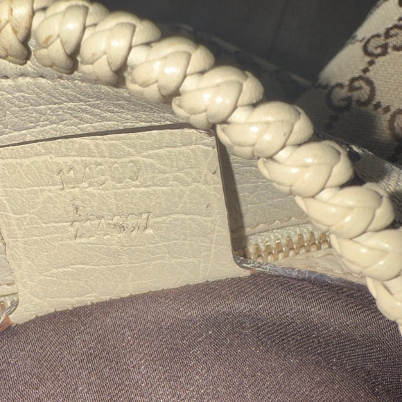 Gucci Tan ivory GG canvas Monogram horsebit large hobo bag with gold hardware - Picture 13 of 16